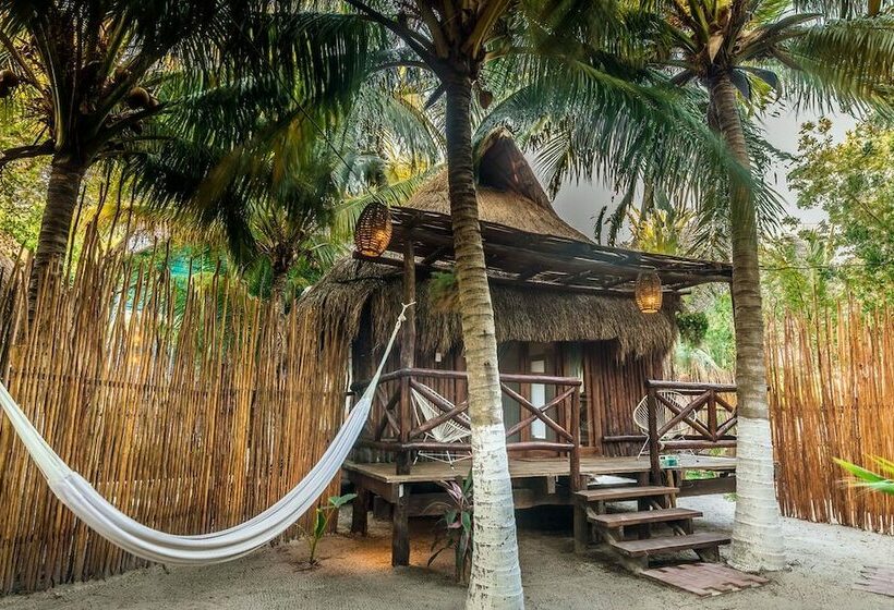 هتل Laak Cabañas