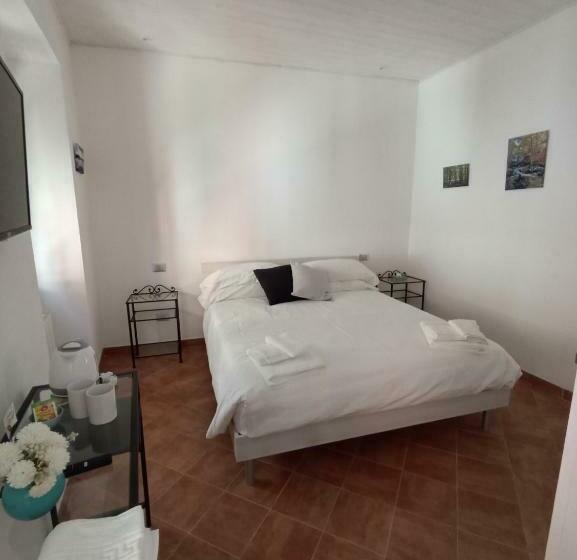 بنسيون Elicriso Apartment Affittacamere