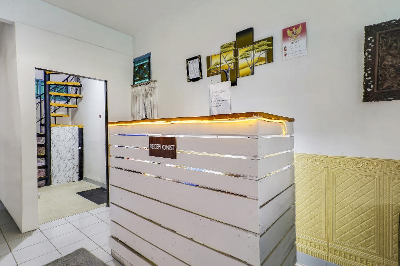 Отель Spot On 91108 Sare Ngebluk Residence