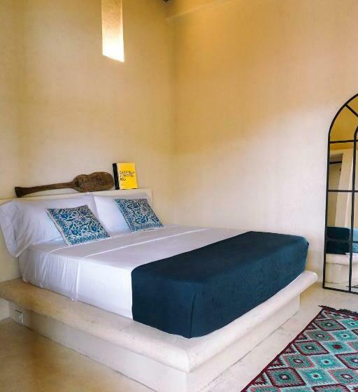 تختخواب و صبحانه Casa De Amigos Hotel Boutique