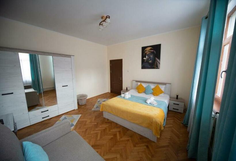 Happy Mood Apartments