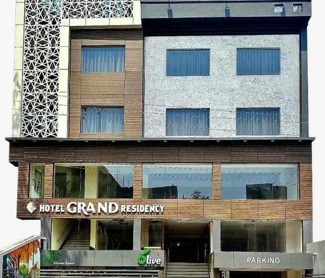 هتل Grand Residency