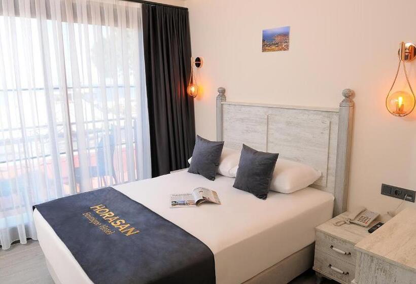 هتل çeşme Horasan