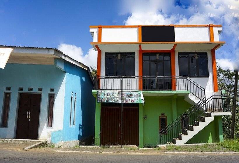 ホテル Oyo Homes 91132 Desa Wisata Kalipucang