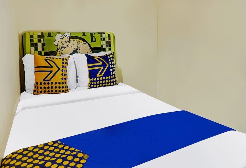 Отель Oyo Homes 91132 Desa Wisata Kalipucang