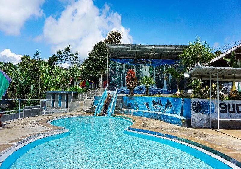 ホテル Oyo Homes 91132 Desa Wisata Kalipucang