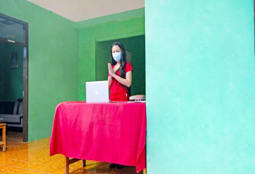 هتل Oyo Homes 91149 Desa Wisata Nangelasari