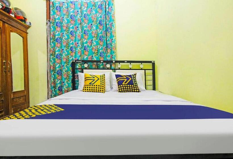 هتل Oyo Homes 91149 Desa Wisata Nangelasari