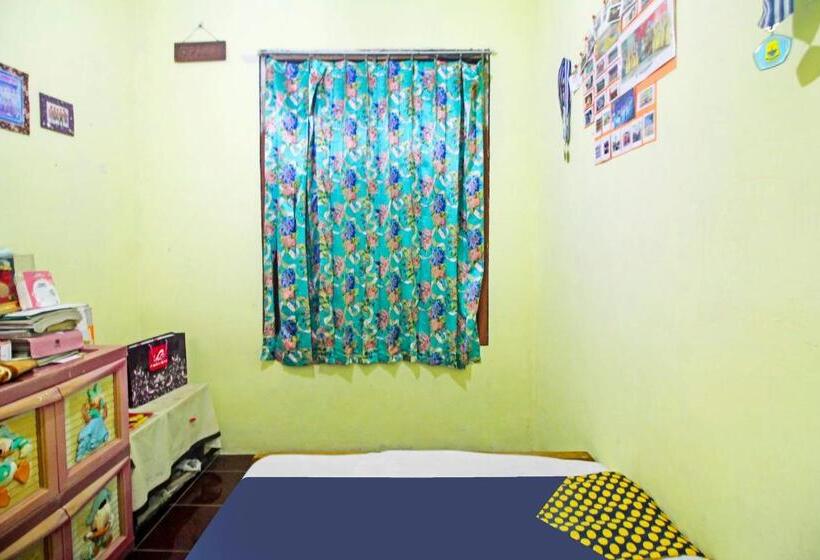 هتل Oyo Homes 91149 Desa Wisata Nangelasari