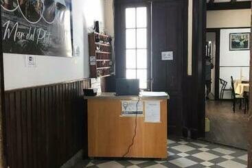 تختخواب و صبحانه La Casona
