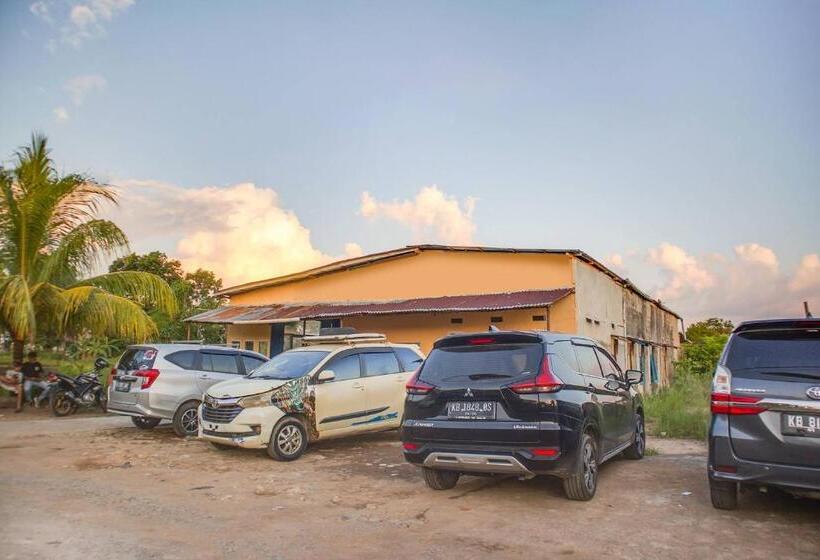 هتل Oyo 91051 Penginapan Pondok Ratu 354