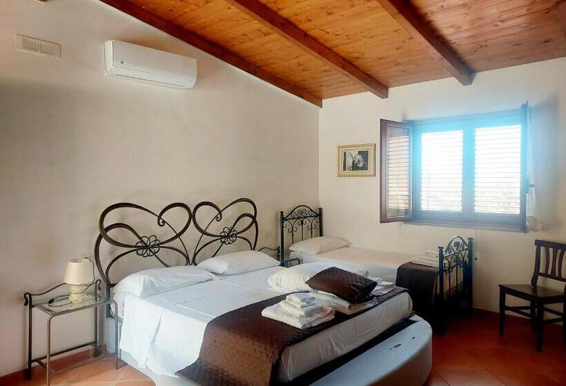 پانسیون Parco Esmeralda   Family Residence E Breakfast
