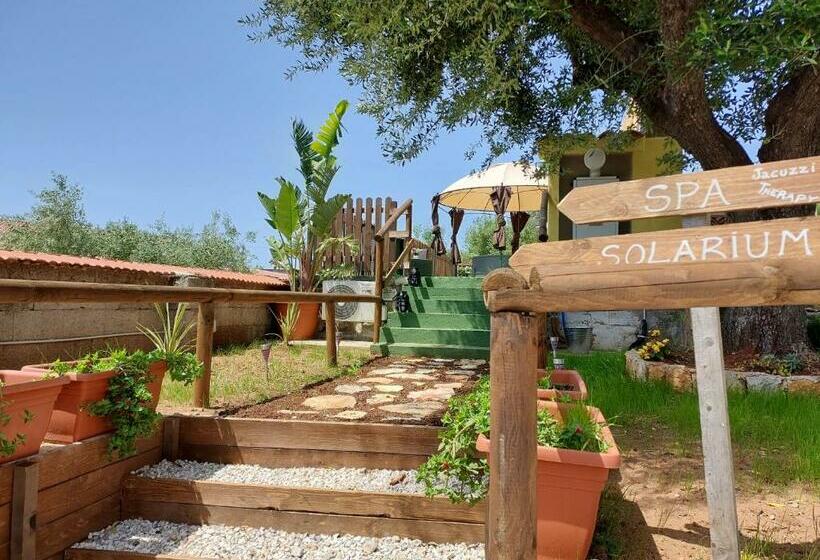 پانسیون Parco Esmeralda   Family Residence E Breakfast