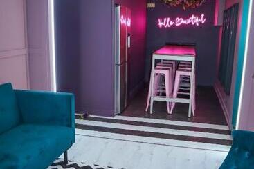 The Ultimate Hen Suite With Bar & Makeup Room