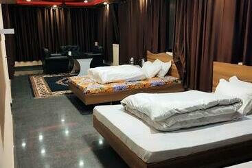 تختخواب و صبحانه Lasa Kusa Homestay