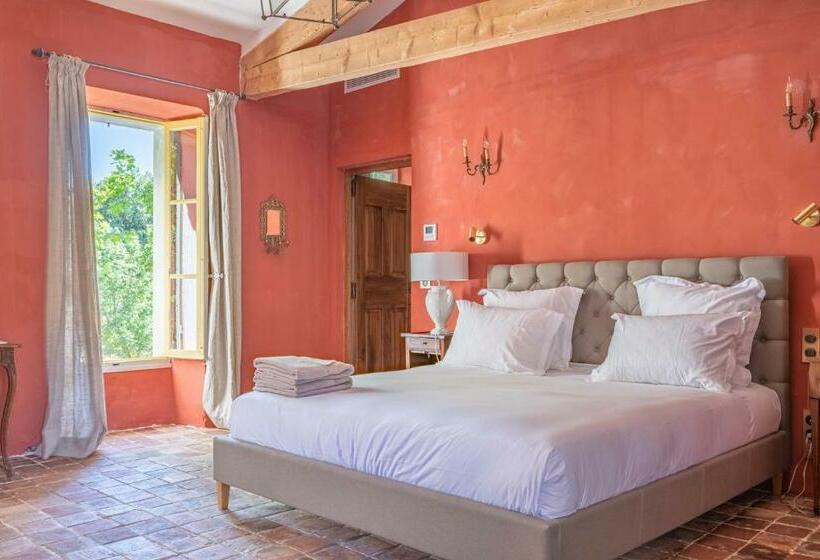 Bed and Breakfast Prieuré Notre Dame De Conil   12e Siècle