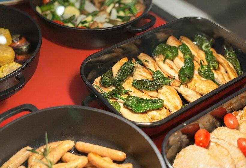 هتل Holiday Inn Barcelona   Sant Cugat, An Ihg