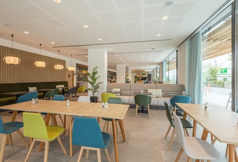 هتل Holiday Inn Barcelona   Sant Cugat, An Ihg