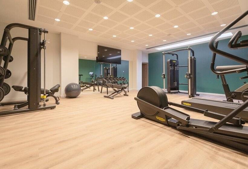 هتل Holiday Inn Barcelona   Sant Cugat, An Ihg