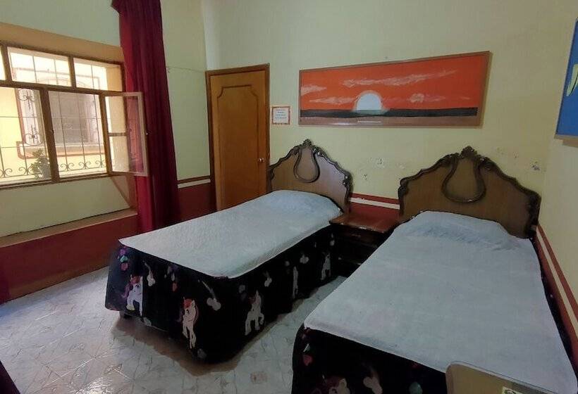 Hotel Oyo Posada Santa Cecilia, Jerez Zacatecas