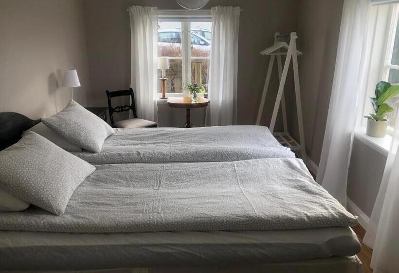 هاستل ångbåten   New Buildt Double Rooms In The Center Of Gränna With Separate Entrance