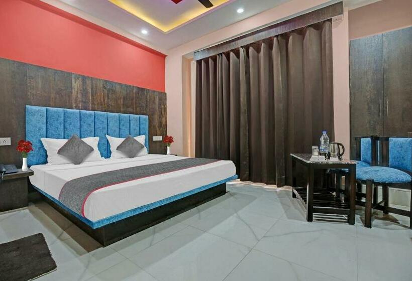 酒店 Oyo Townhouse 952  Krishna