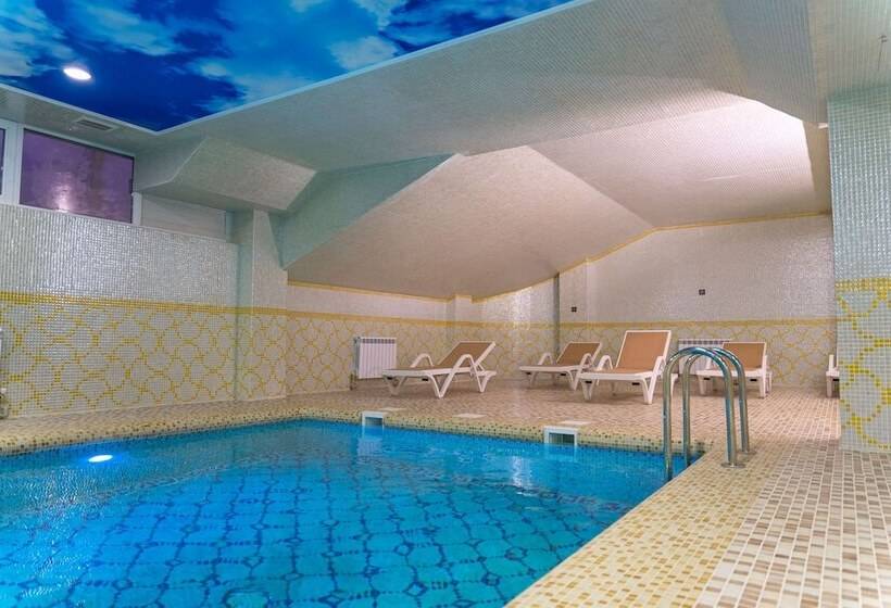 هتل Ramada By Wyndham Turkistan