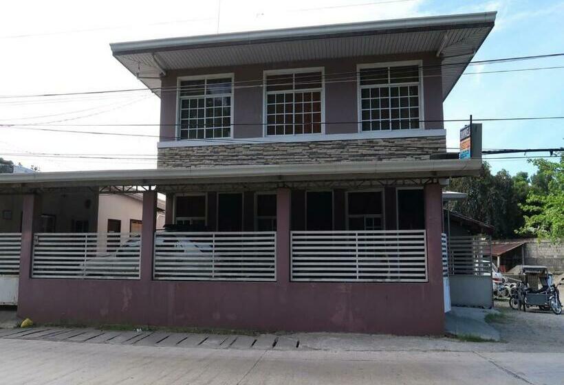 펜션 Dannykaela Transient House