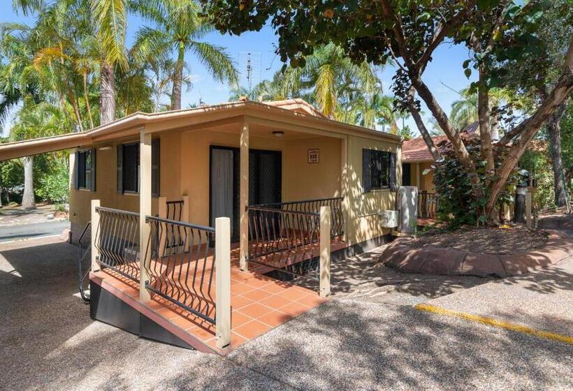 בית מלון כפרי Ashmore Palms Holiday Village