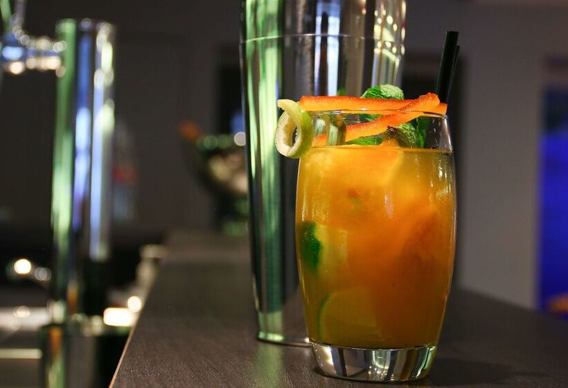 هتل Best Western Plus Hôtel & Spa De Chassieu