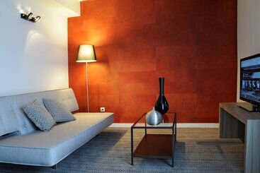 هتل Best Western Plus Hôtel & Spa De Chassieu
