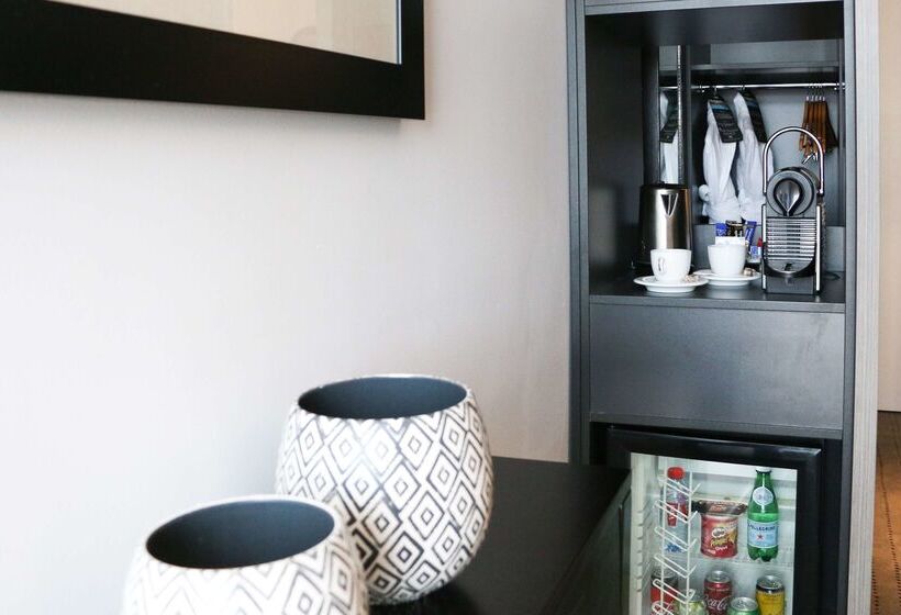 هتل Best Western Plus Hôtel & Spa De Chassieu