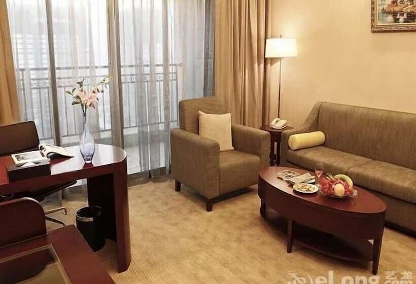 Fotos del hotel Sovereign International:  24