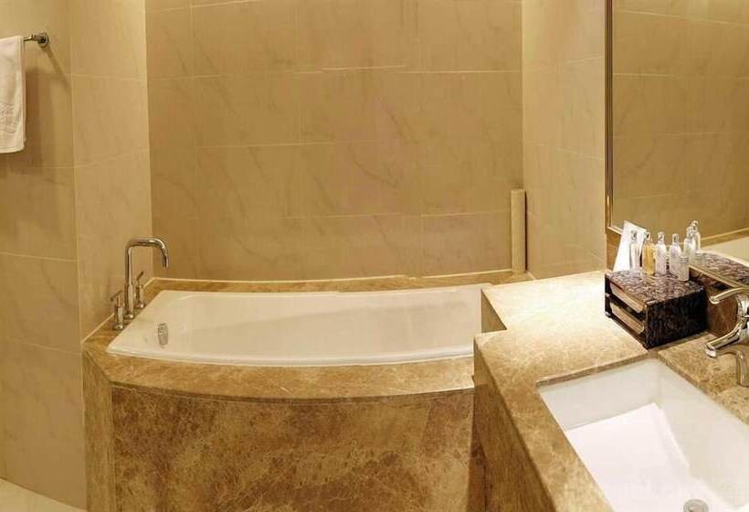 Fotos del hotel Sovereign International:  14