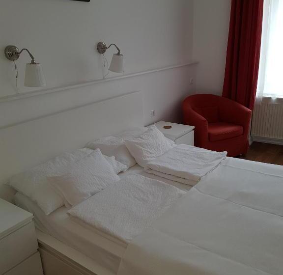 Fotos del hotel Connection Guesthouse:  11