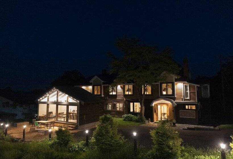 هتل Country Inn Milky House