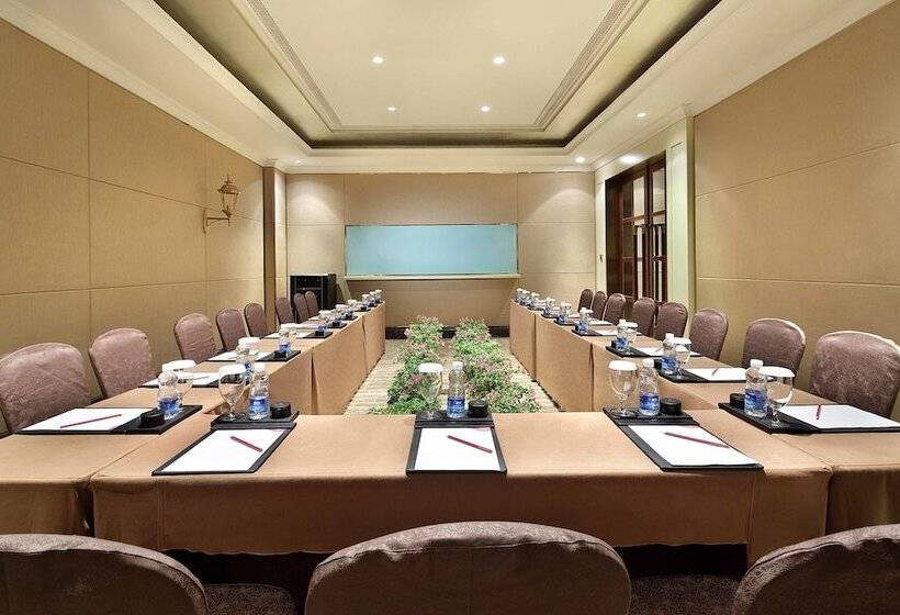 호텔 Crowne Plaza Resort Sanya Bay, An Ihg