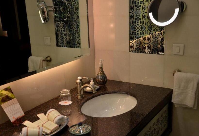 هتل Dushanbe Serena