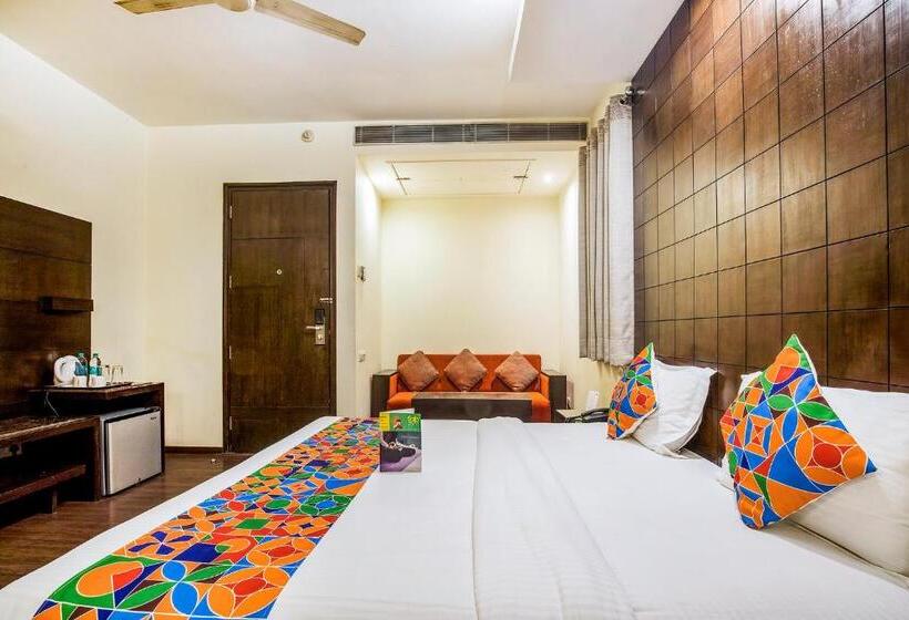 Fabhotel Aashraye