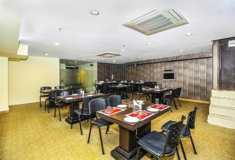 Fabhotel Aashraye