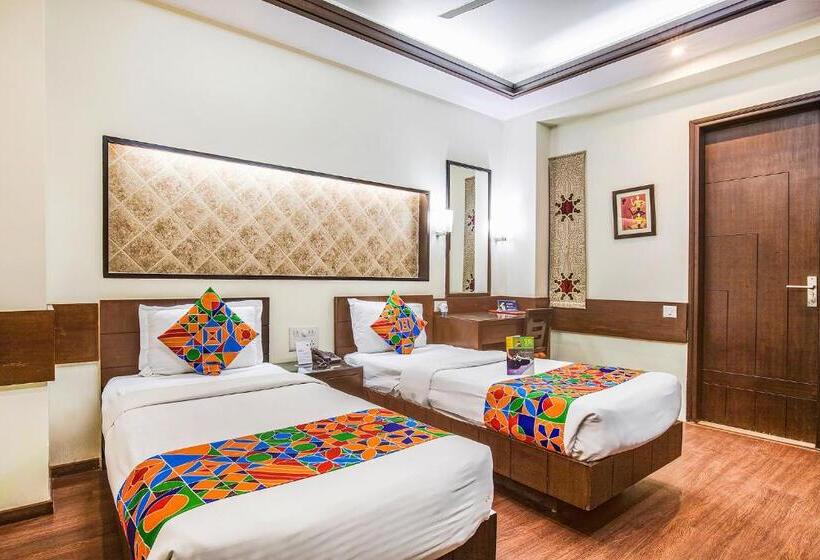 Fabhotel Aashraye