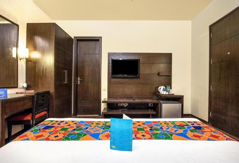 Fabhotel Aashraye