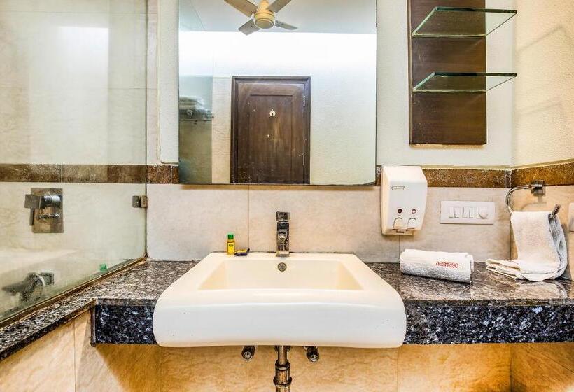Fabhotel Aashraye