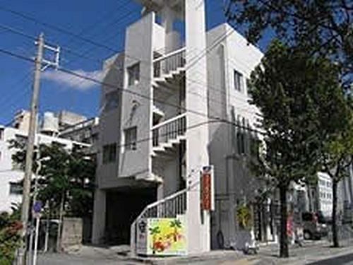 Pension (Hôtel basse catégorie) Guest House Paradise Okinawa