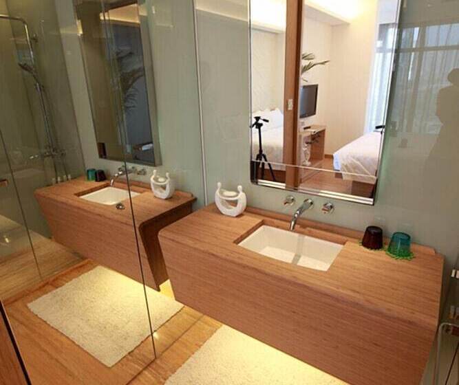 Fotos del hotel Hhotel Riverside:  12