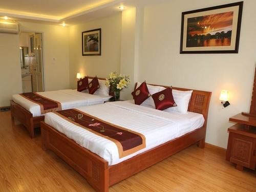 Fotos del hotel Sunflower  & Travel:  2