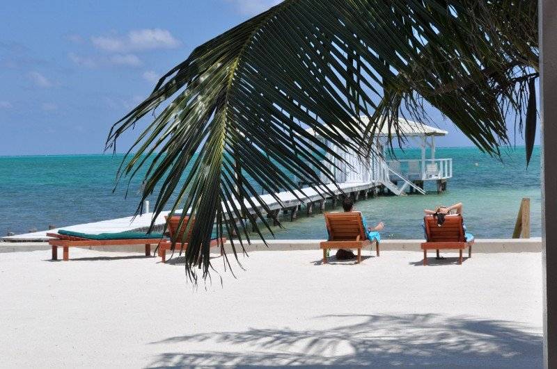 בית מלון כפרי Island Magic Beach Resort