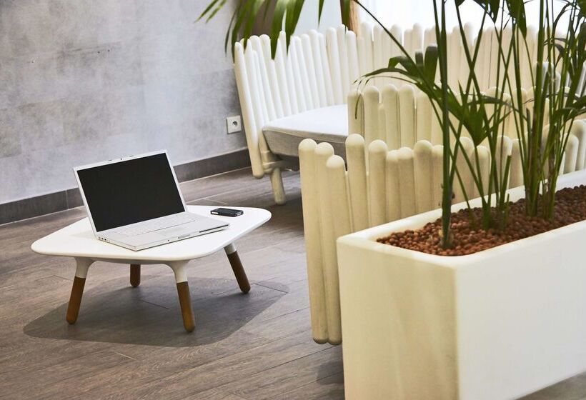 Fotos del hotel Kyriad Paris 18 - Porte De Clignancourt - Montmartre:  26