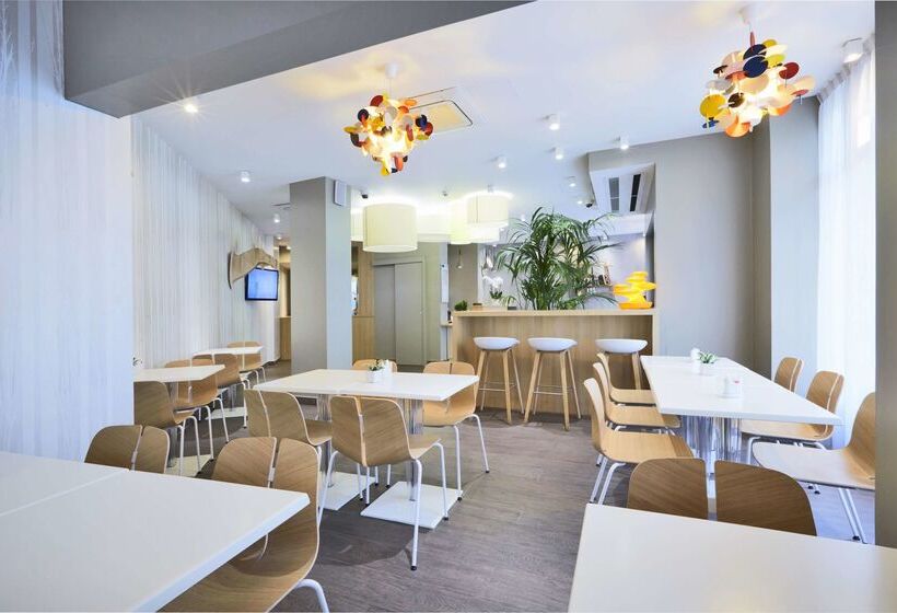 Fotos del hotel Kyriad Paris 18 - Porte De Clignancourt - Montmartre:  5