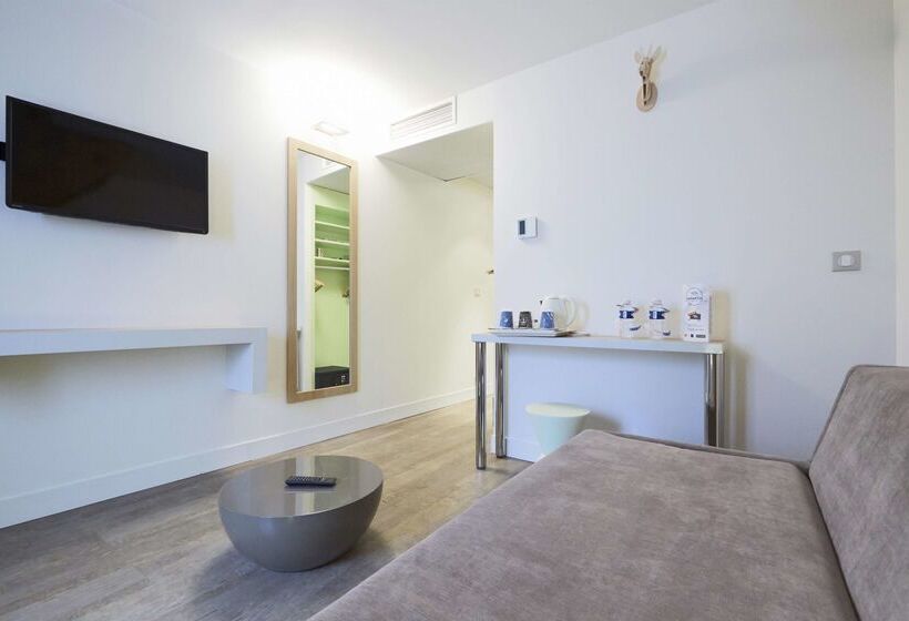 Fotos del hotel Kyriad Paris 18 - Porte De Clignancourt - Montmartre:  20